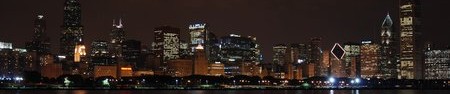 Chicago by night (à gauche, la Willis Tower)